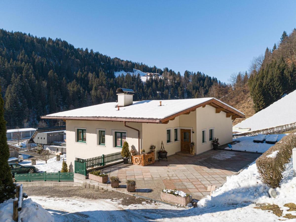 Haus Am Waldrand Apartamento Hopfgarten im Brixental Exterior foto